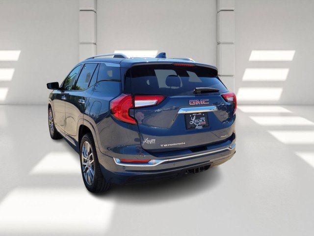 Used 2024 GMC Terrain Denali w/ Denali Premium Package image 5