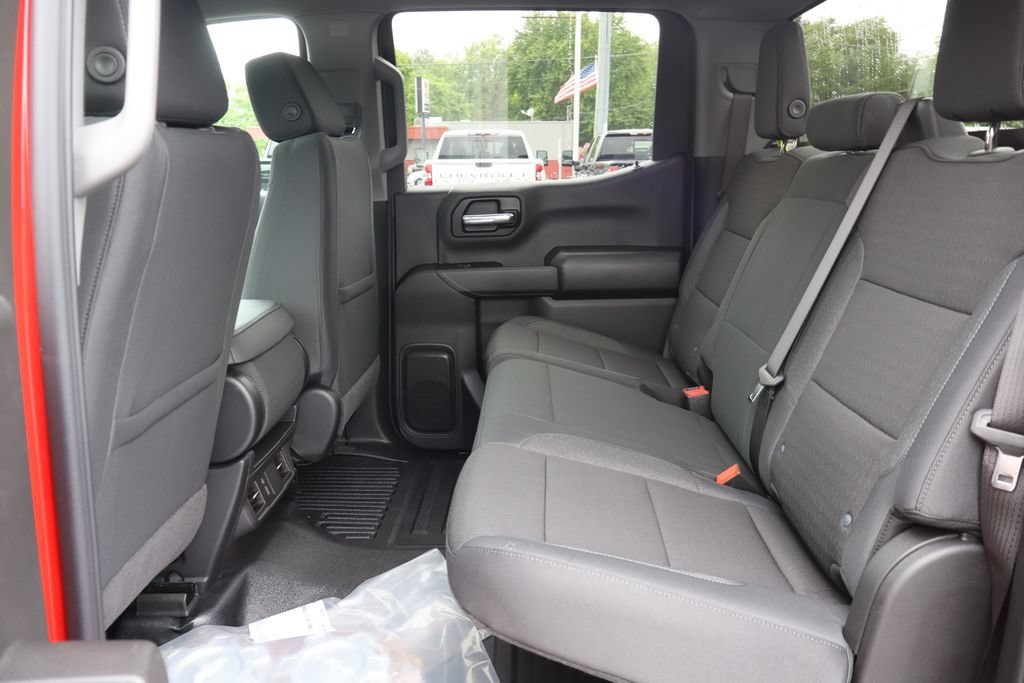 New 2026 Chevrolet Silverado 1500 W/T w/ WT Value Package AWD/4WD image 17