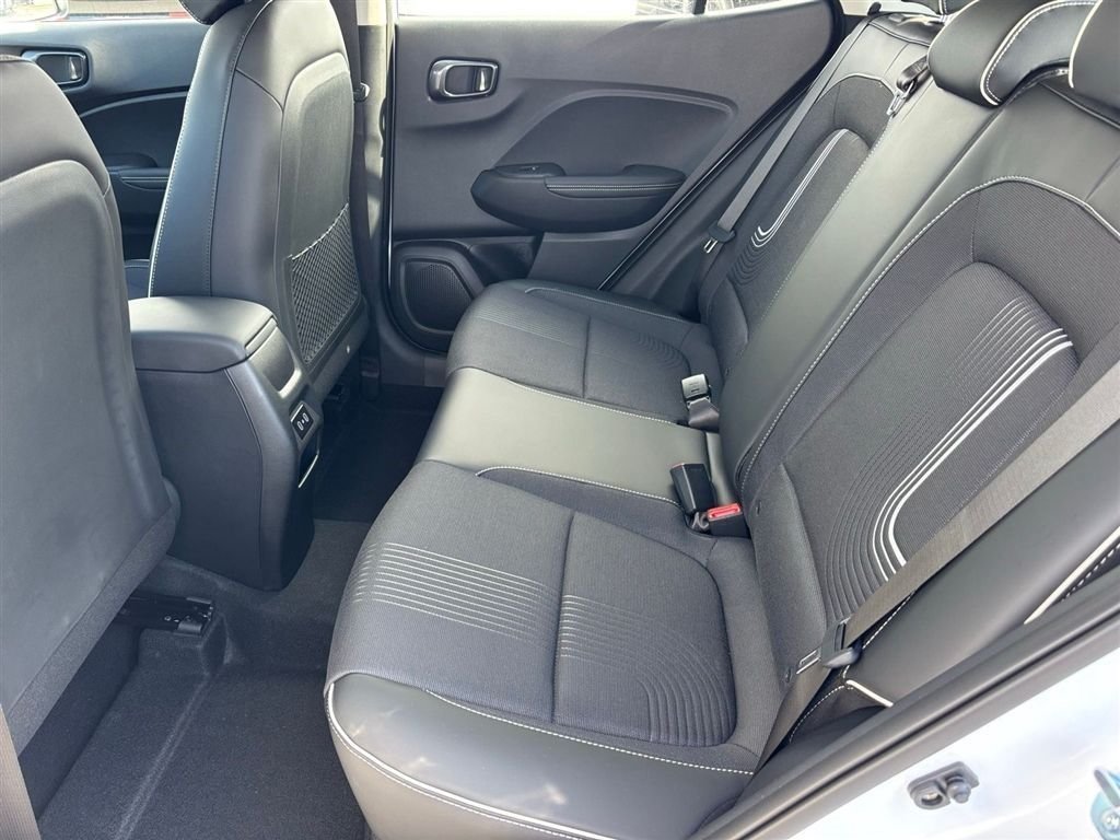 New 2026 Hyundai Venue SEL FWD image 14
