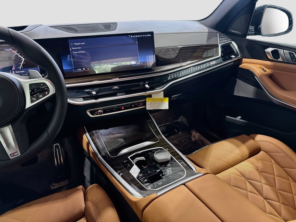 New 2026 BMW X5 xDrive40i w/ M Sport Package AWD/4WD image 25