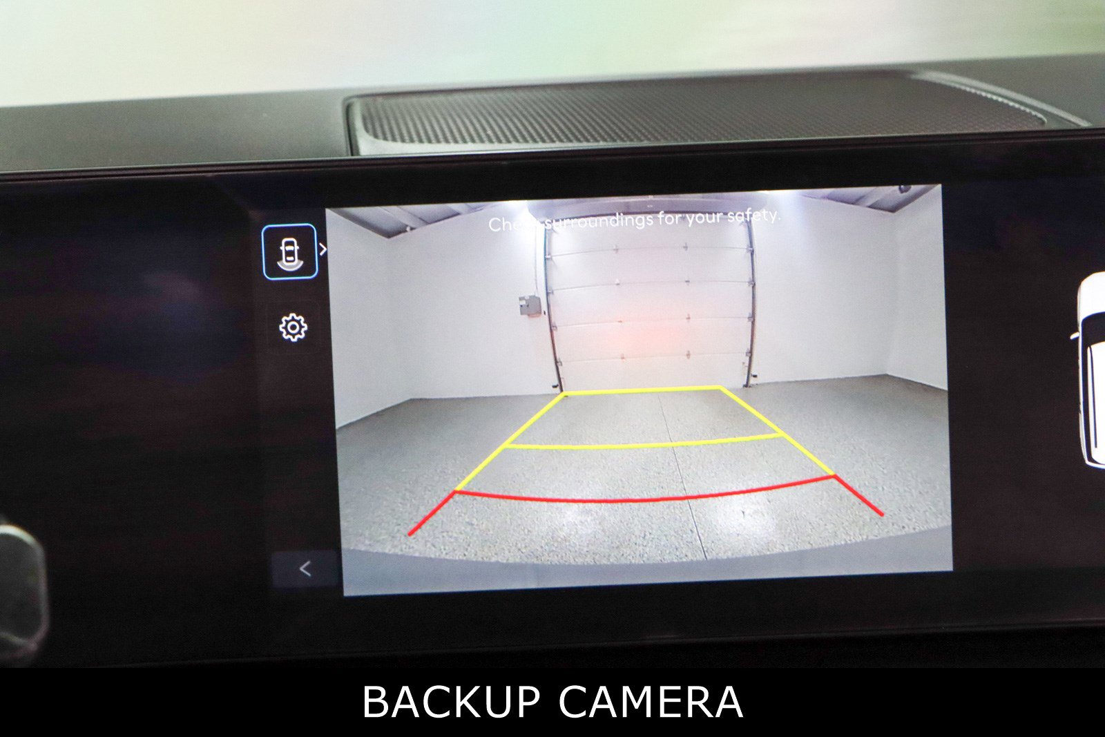 Used 2025 Hyundai Santa Fe SEL FWD image 18