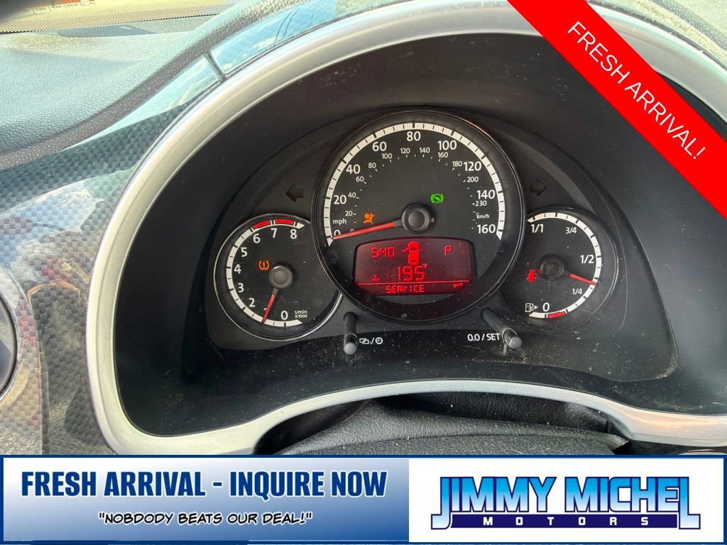 Used 2013 Volkswagen Beetle 2.0T FWD image 4