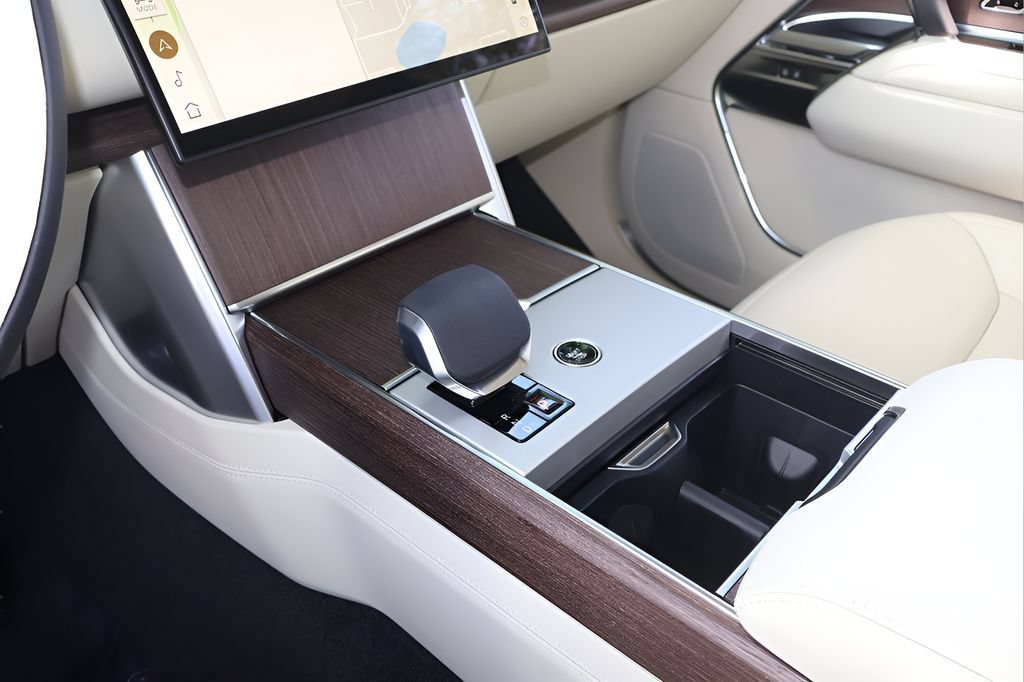 New 2026 Land Rover Range Rover SE AWD/4WD image 25