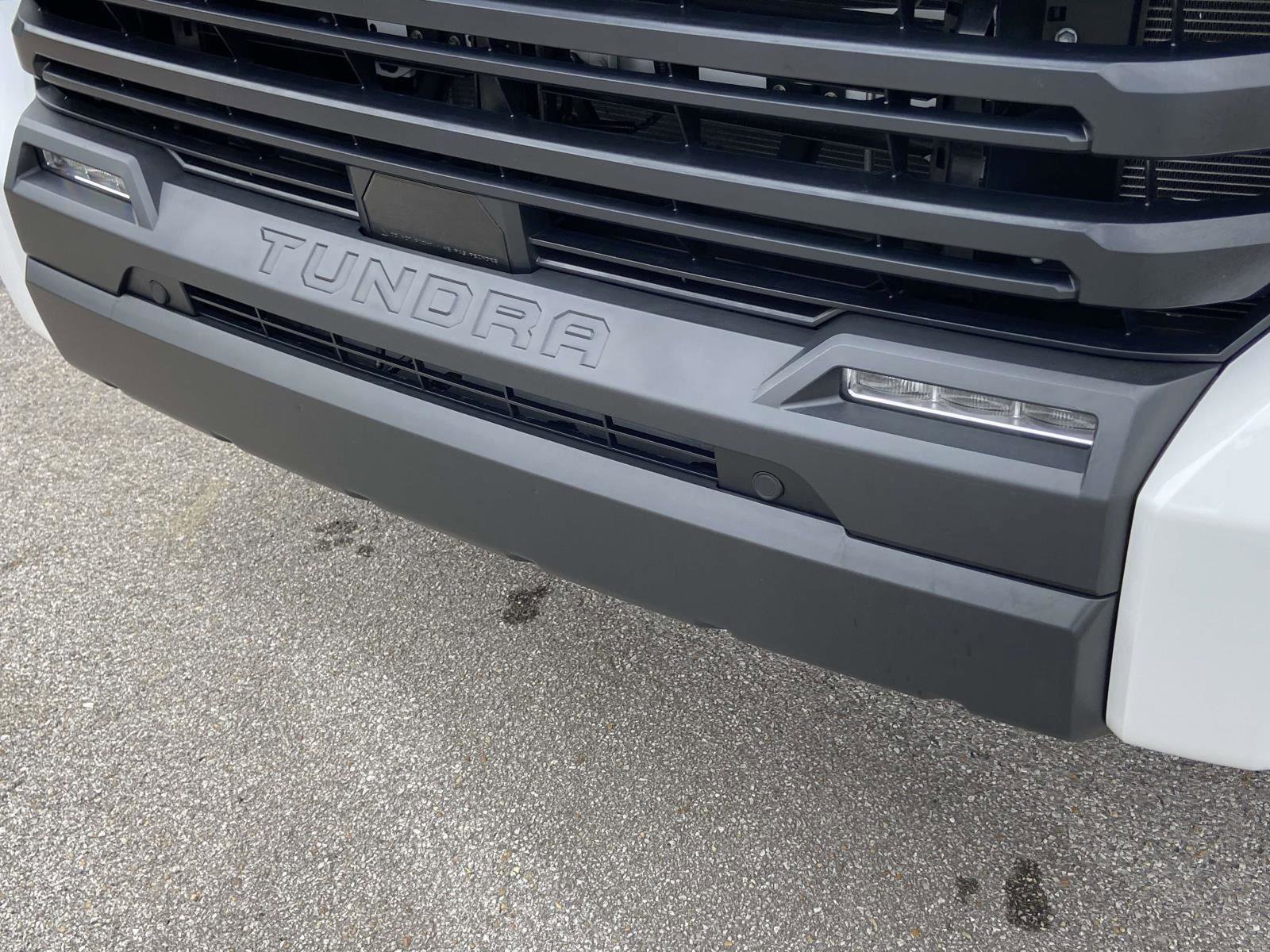 Used 2024 Toyota Tundra SR5 w/ SR5 Convenience Package image 29