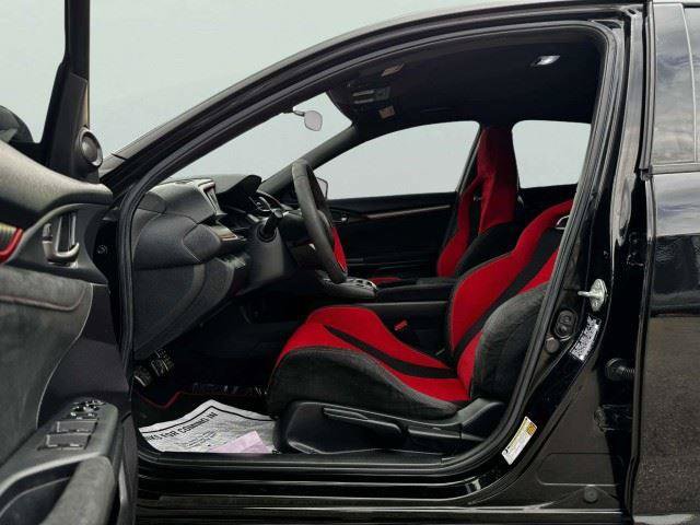 Used 2019 Honda Civic Type R image 18