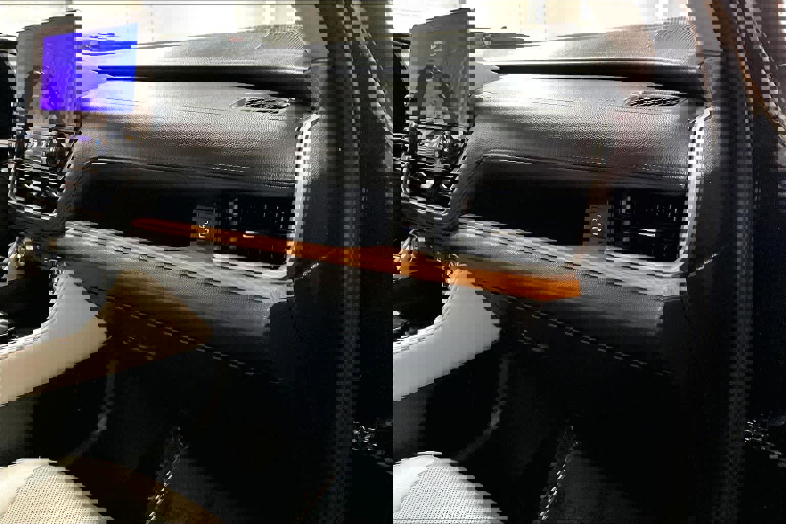 Used 2024 Toyota Grand Highlander Platinum image 18