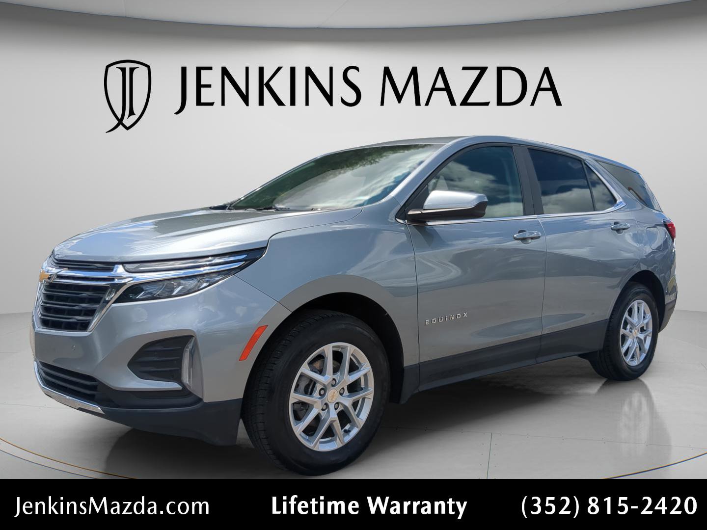 Used 2024 Chevrolet Equinox LT AWD/4WD image 3