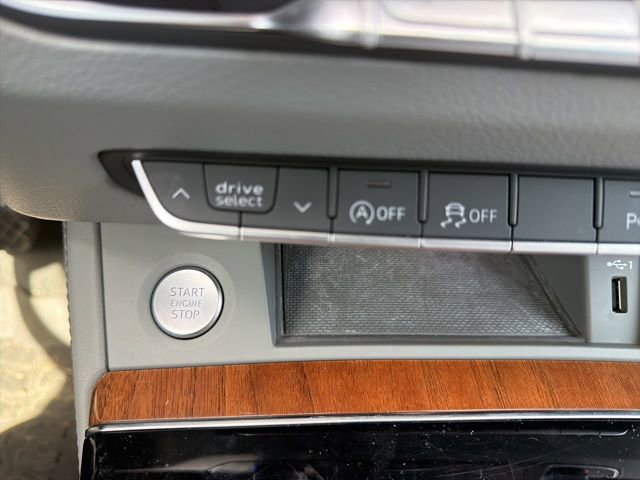 Used 2022 Audi Q5 2.0T Premium Plus w/ Premium Plus Package image 23