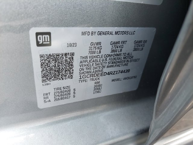 Certified 2024 Chevrolet Silverado 1500 RST w/ Z71 Off-Road Package AWD/4WD image 39