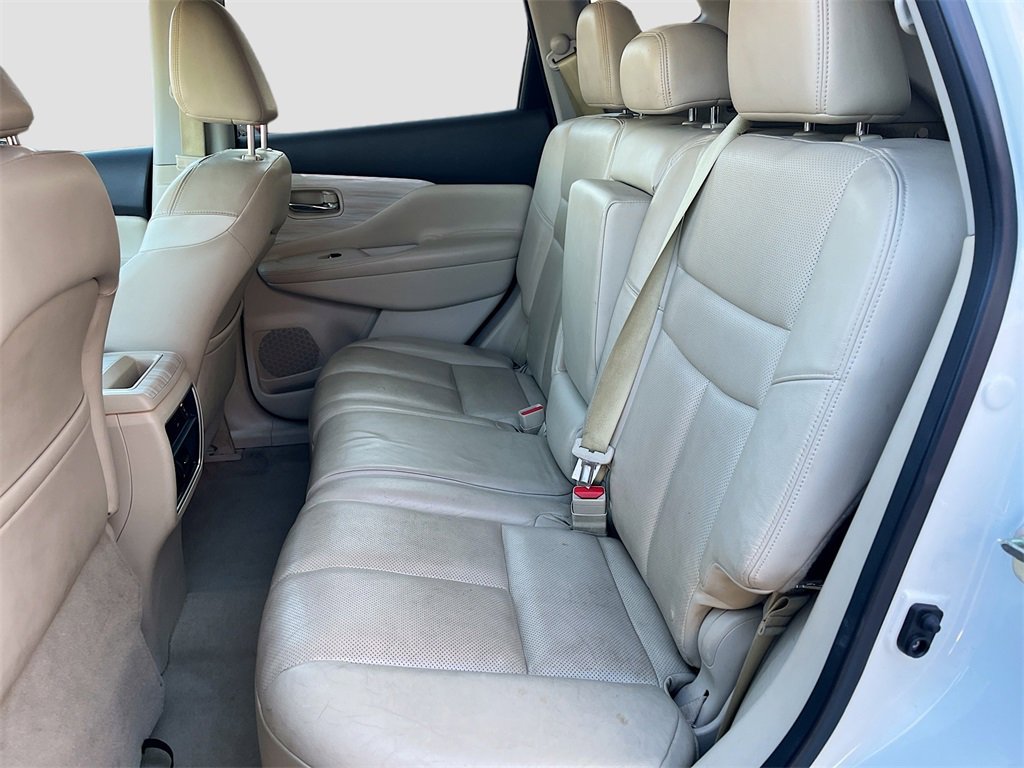 Used 2015 Nissan Murano Platinum w/ Cargo Package w/Cover image 25