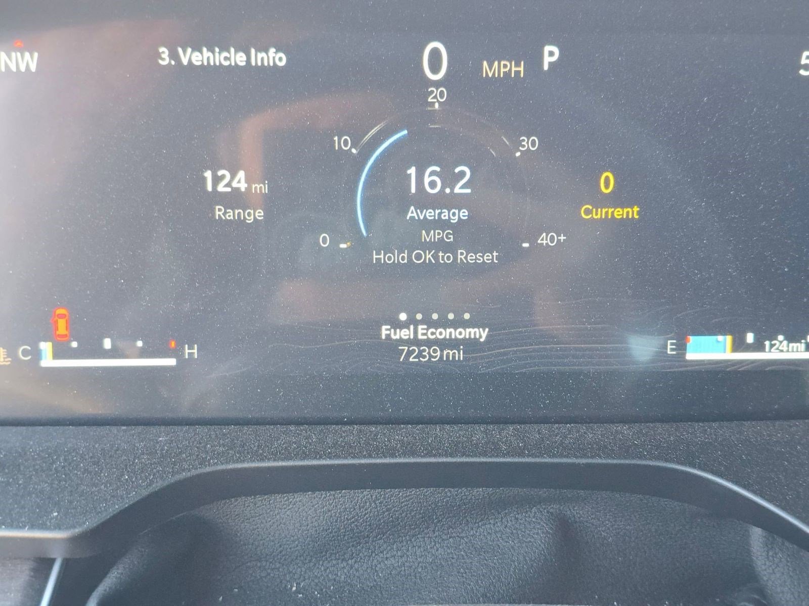 Used 2025 Jeep Grand Cherokee L Limited w/ Luxury Tech Group II image 19