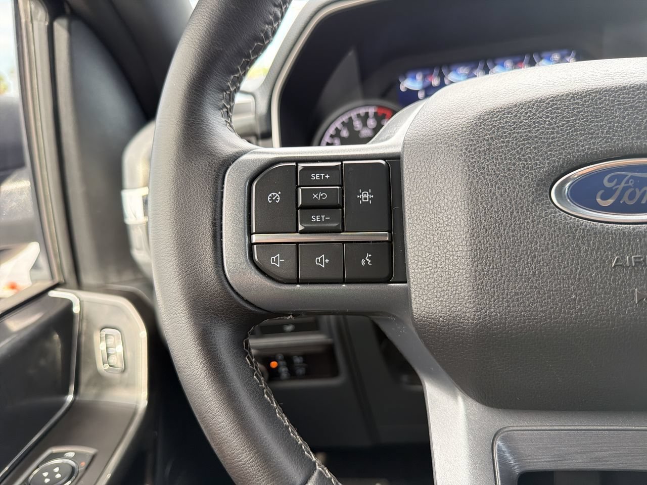 Used 2023 Ford F150 XLT w/ Equipment Group 302A High AWD/4WD image 27