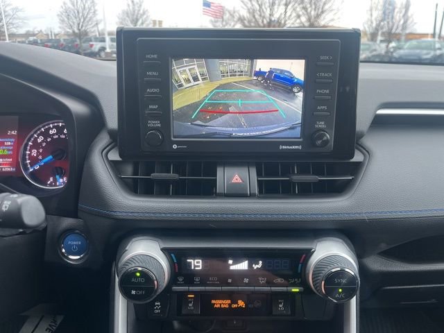 Used 2022 Toyota RAV4 SE image 26