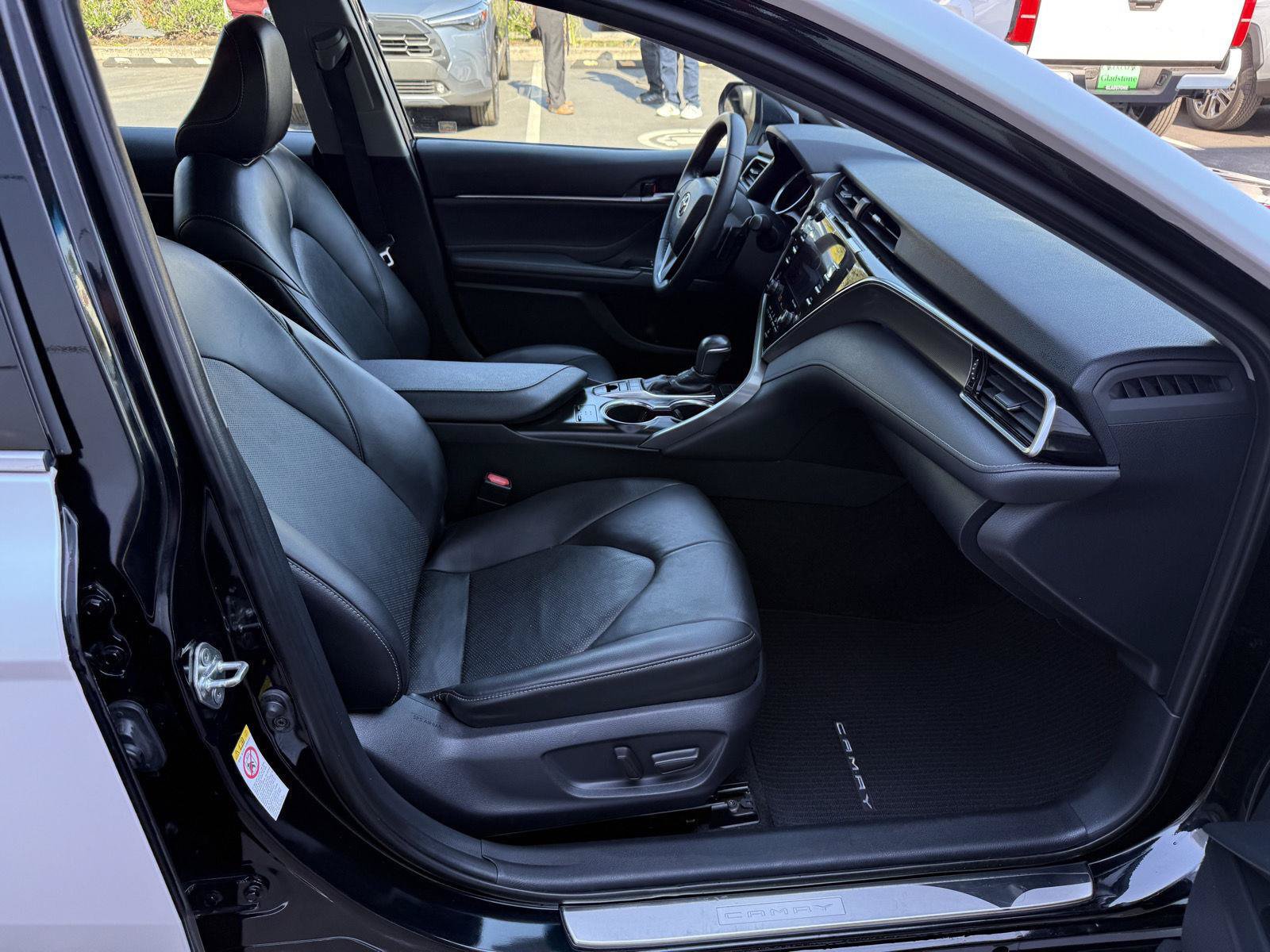 Used 2018 Toyota Camry XSE FWD image 20