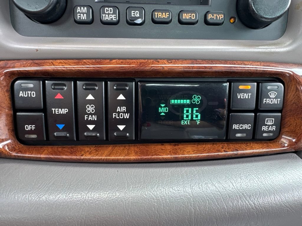 Used 2002 Buick Le Sabre Limited FWD image 16