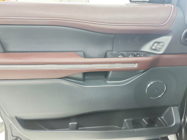 Used 2023 Ford Expedition Max Limited image 38