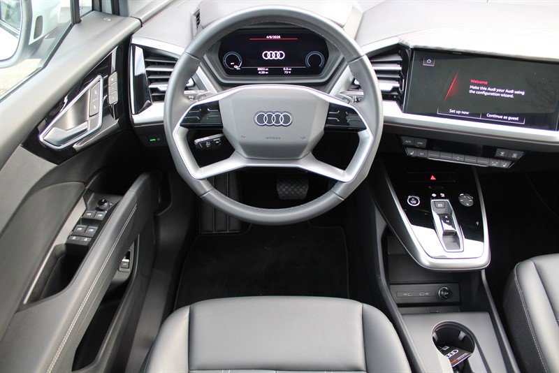 Used 2025 Audi Q4 e-tron Premium Plus w/ Premium Plus AWD/4WD image 2