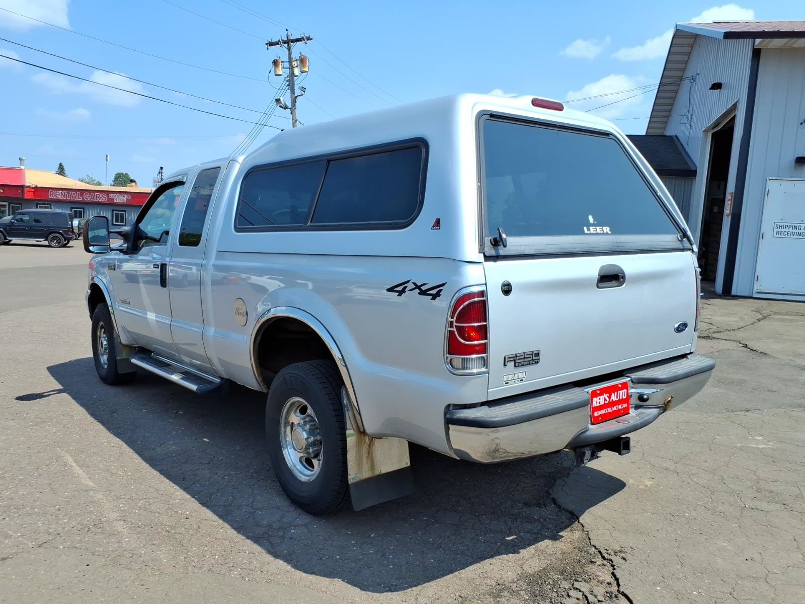 Used 2004 Ford F250 Lariat AWD/4WD image 4