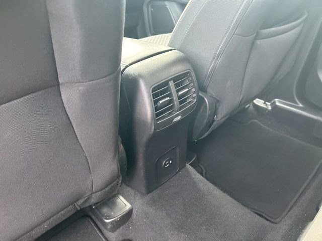 Used 2022 Ford Escape SE w/ Cold Weather Package image 32
