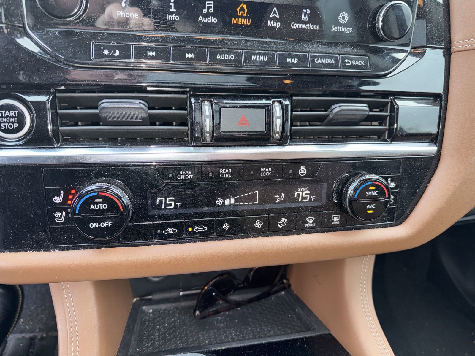 Used 2023 Nissan Pathfinder Platinum image 22