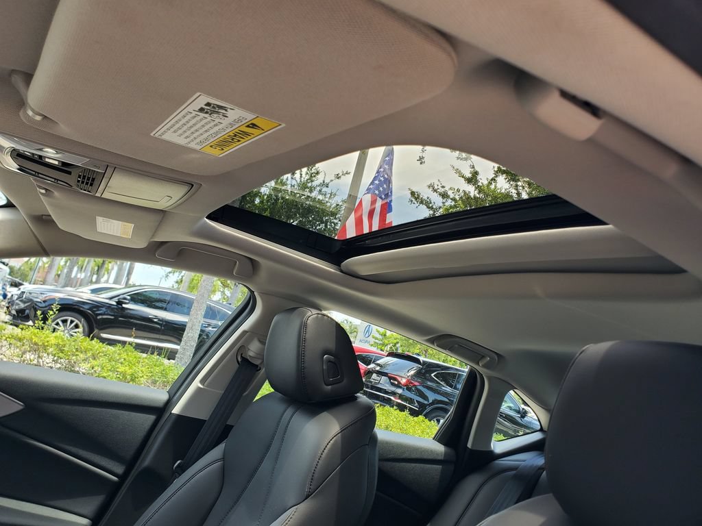Used 2023 Acura TLX FWD image 17