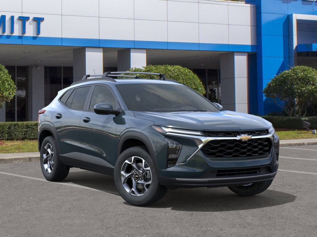New 2026 Chevrolet Trax LT w/ Sunroof Package FWD image 7