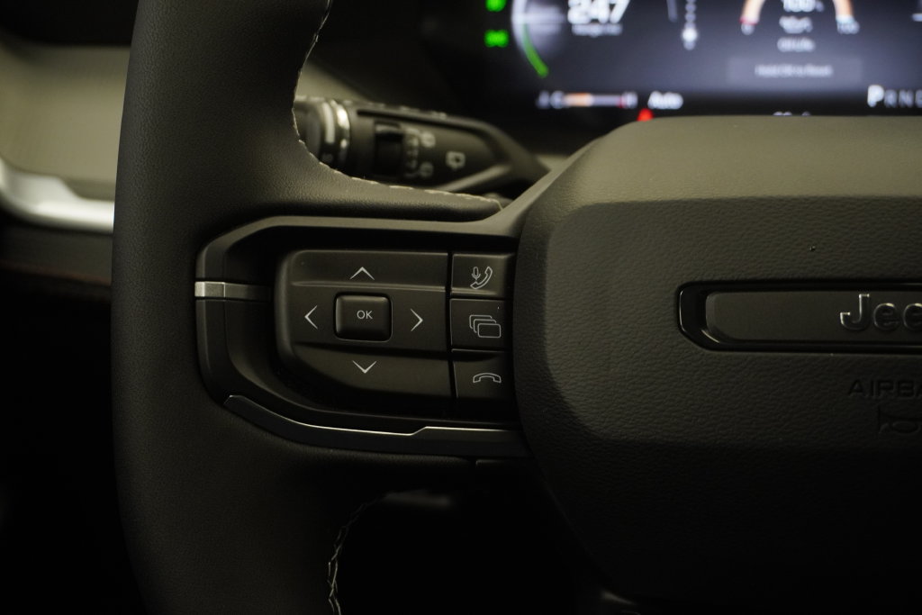 New 2026 Jeep Cherokee Limited AWD/4WD image 25
