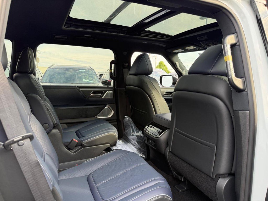New 2027 INFINITI QX80 Sensory AWD/4WD image 6