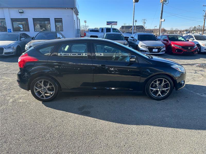 Used 2014 Ford Focus SE w/ Equipment Group 201A image 8