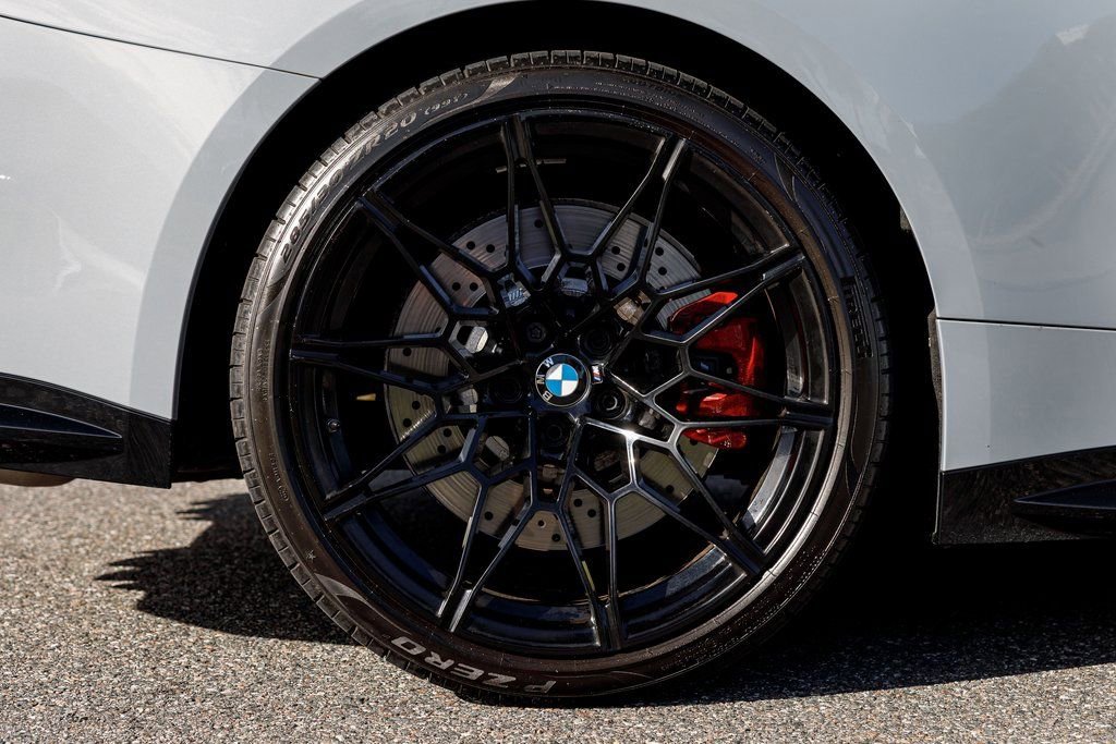 Used 2022 BMW M4 Coupe image 11
