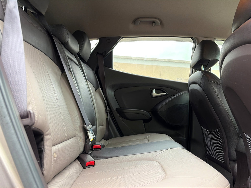 Used 2013 Hyundai Tucson Limited AWD/4WD image 21