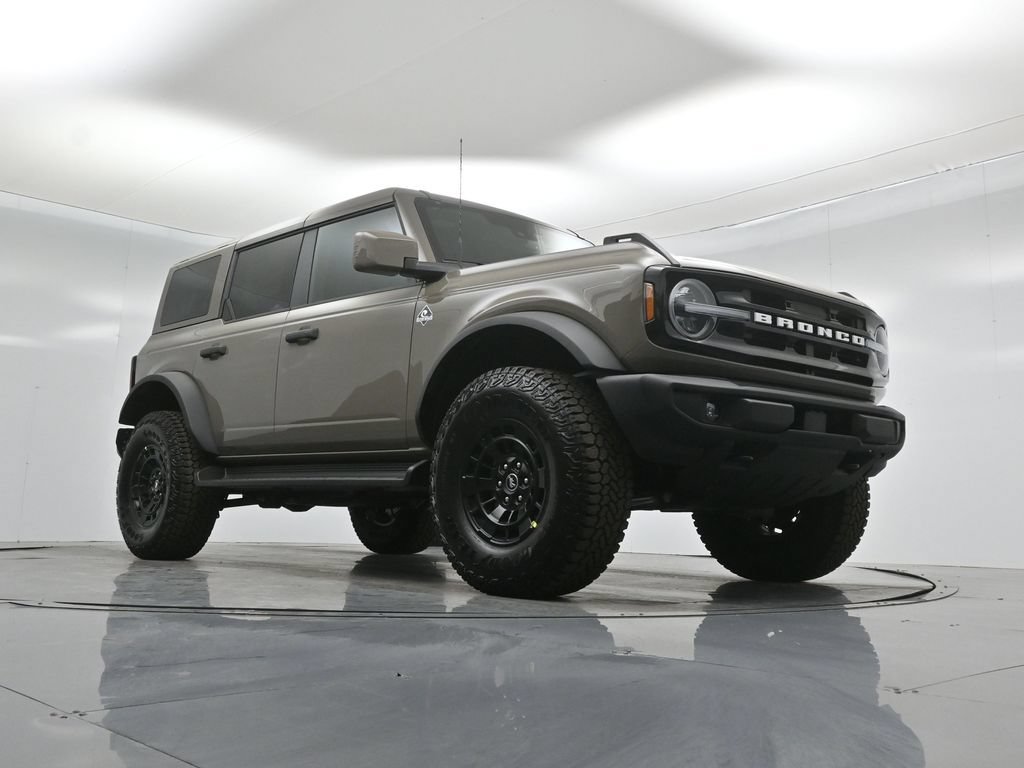 New 2026 Ford Bronco Outer Banks w/ Sasquatch Package AWD/4WD image 46