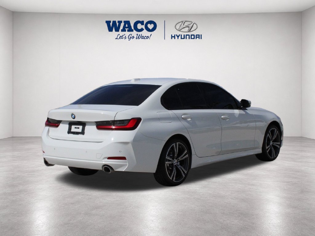Used 2023 BMW 330i Sedan w/ Driving Assistance Package RWD image 11
