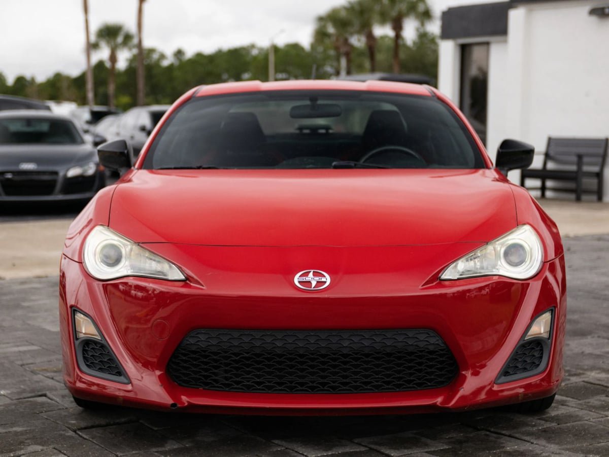Used 2013 Scion FR-S RWD image 5