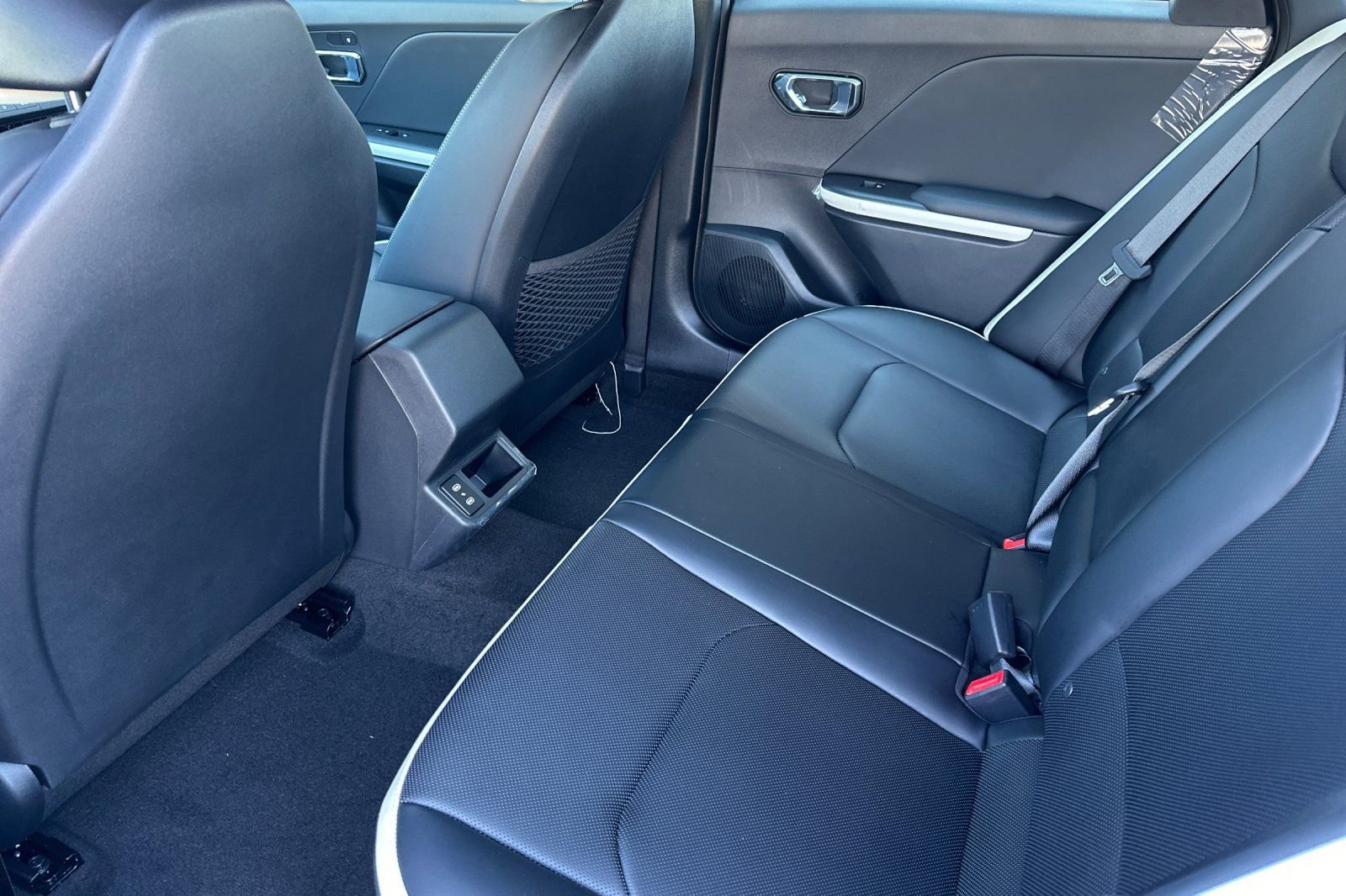 New 2026 Kia K4 EX FWD image 12