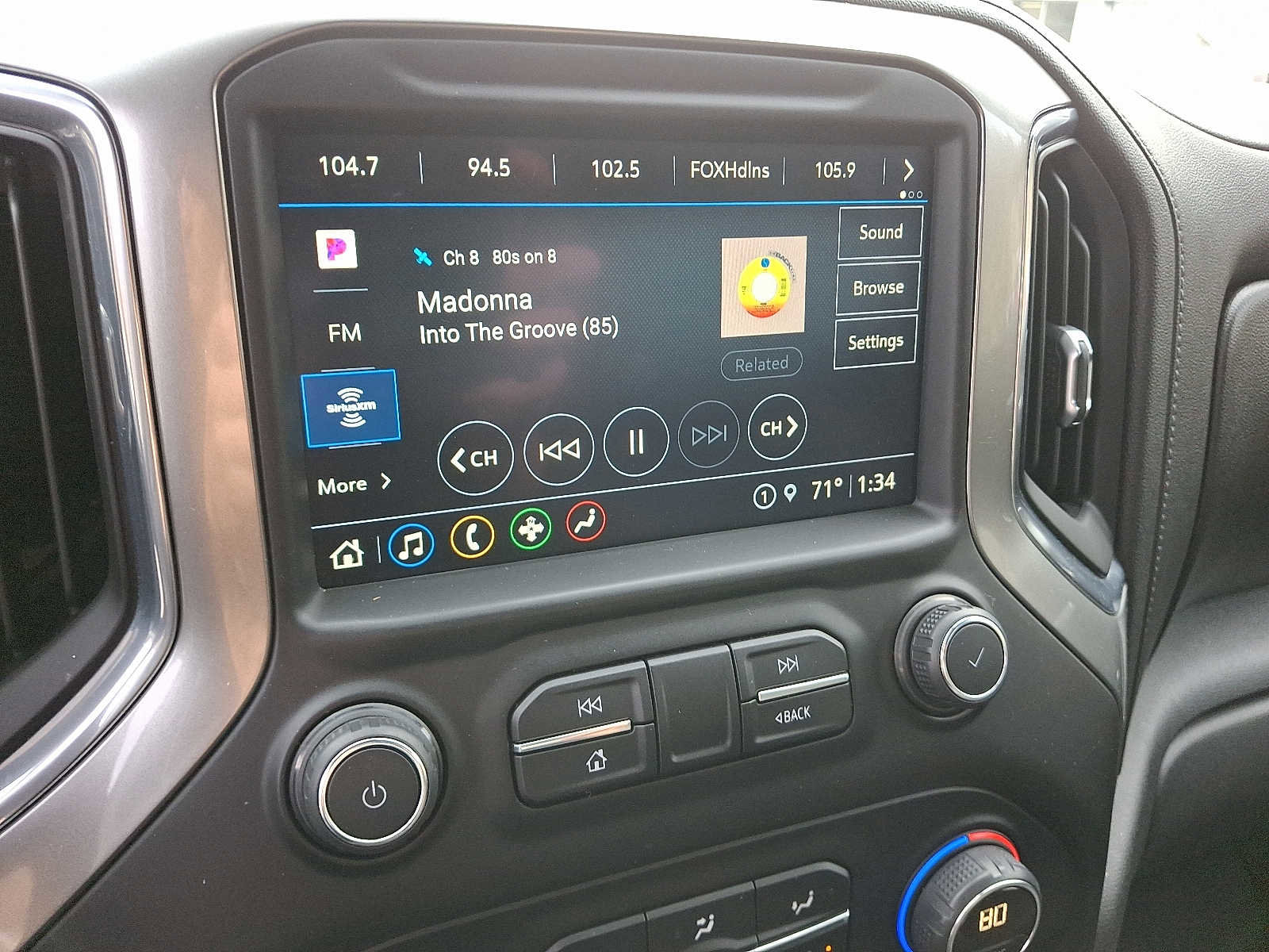 Used 2021 Chevrolet Silverado 1500 LT image 18