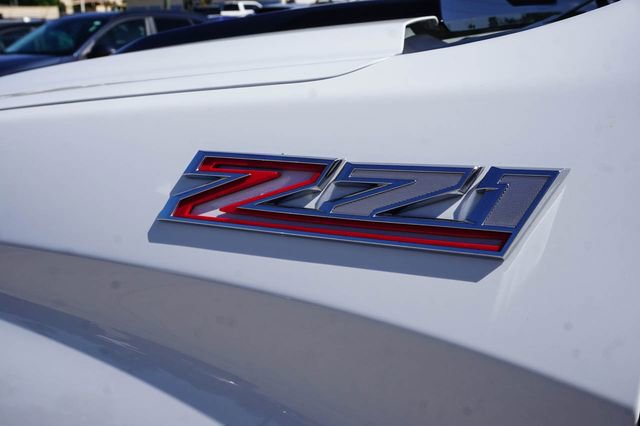 Used 2023 Chevrolet Silverado 1500 LT Trail Boss w/ Protection Package AWD/4WD image 9