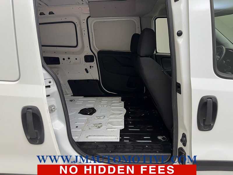 Used 2017 RAM ProMaster City Tradesman w/ Rear Back-up Camera Group FWD image 17
