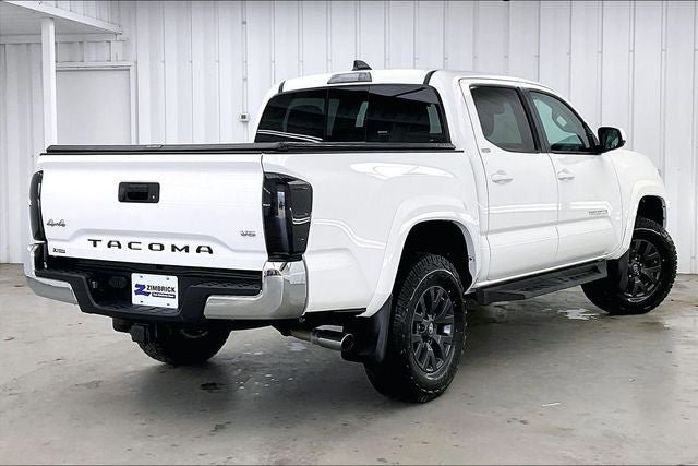 Used 2020 Toyota Tacoma SR5 AWD/4WD image 12