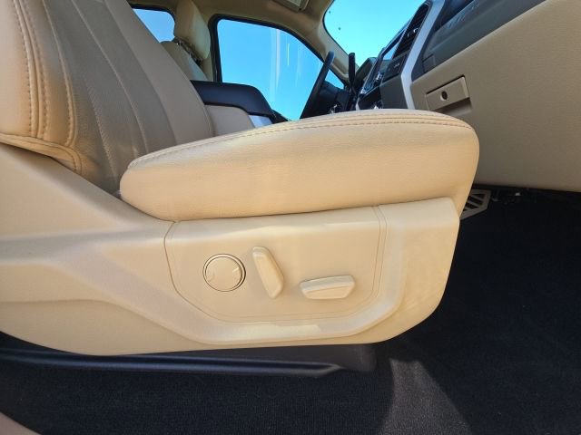 Used 2020 Ford F250 Lariat w/ Lariat Value Package image 21