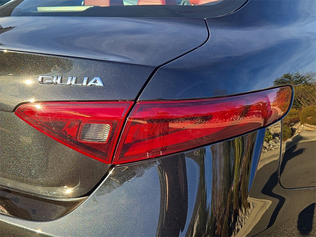 Used 2022 Alfa Romeo Giulia Veloce image 10
