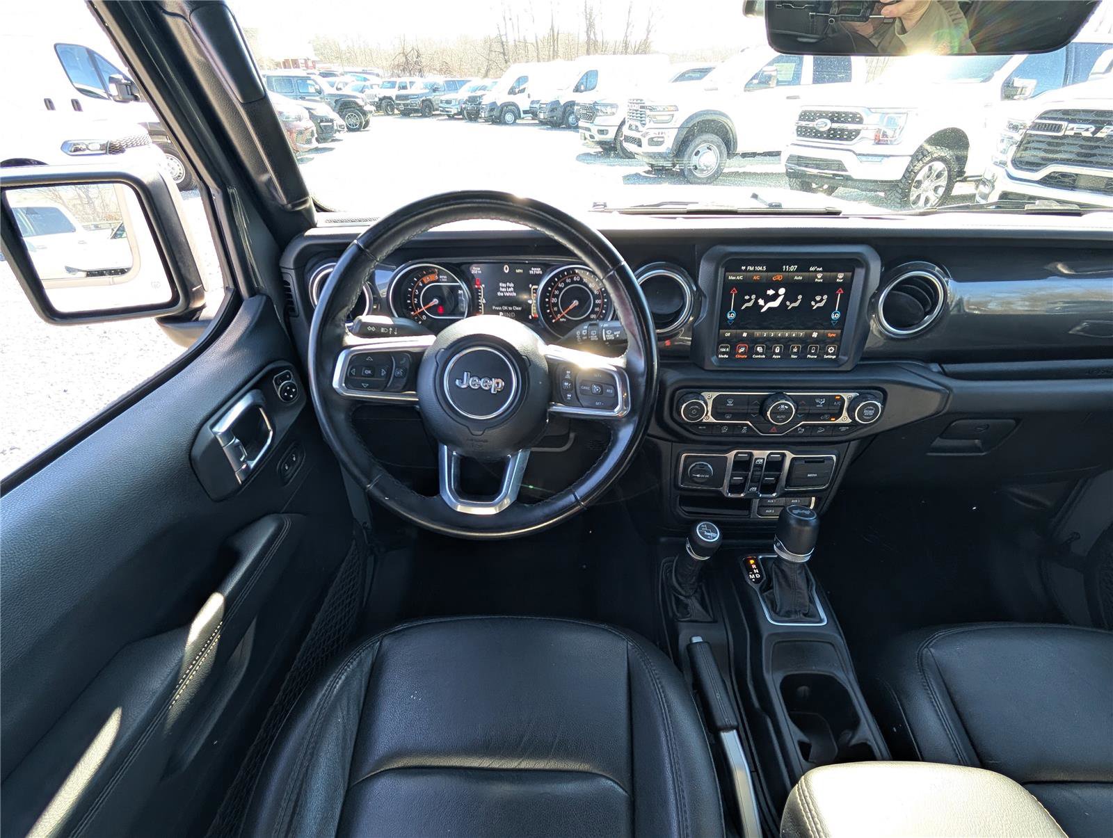 Used 2020 Jeep Wrangler Unlimited Sahara image 17