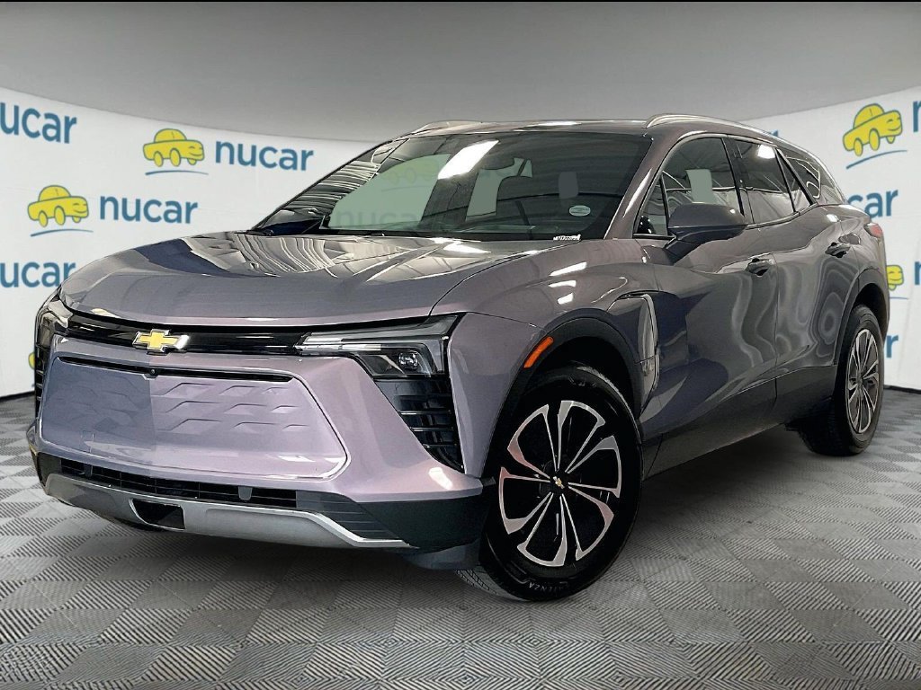 Used 2024 Chevrolet Blazer EV LT AWD/4WD image 3
