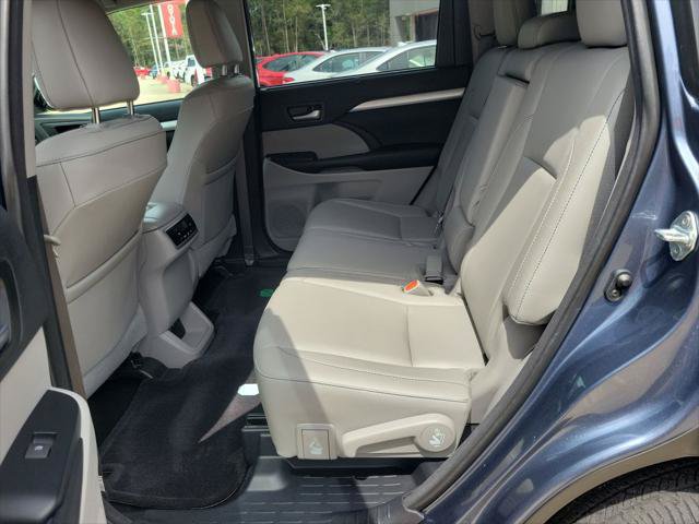 Certified 2018 Toyota Highlander XLE FWD image 27