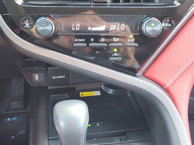 Used 2024 Toyota Camry XSE w/ Navigation Package FWD image 20