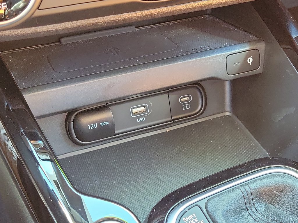 Used 2024 Kia Soul EX w/ EX Designer Package FWD image 24