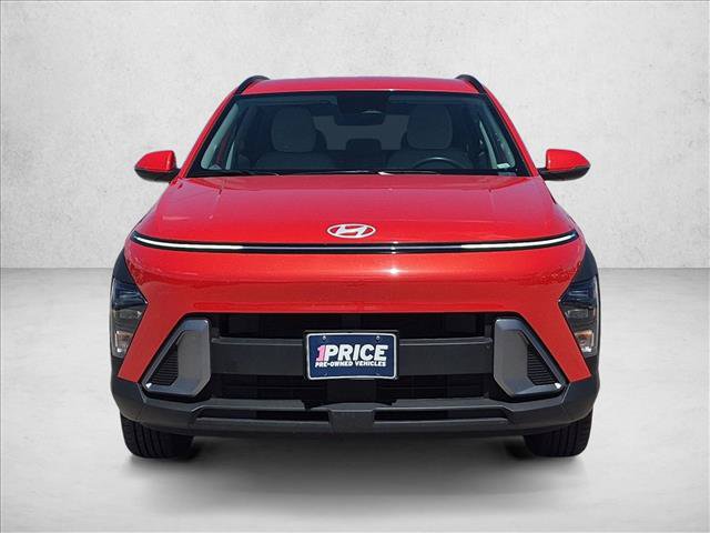 Used 2024 Hyundai Kona SEL AWD/4WD image 2