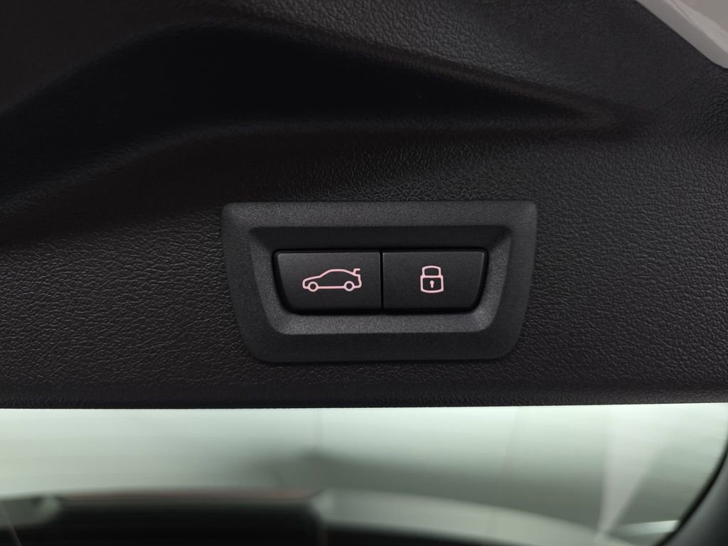 New 2026 BMW X5 xDrive50e w/ M Sport Package image 13