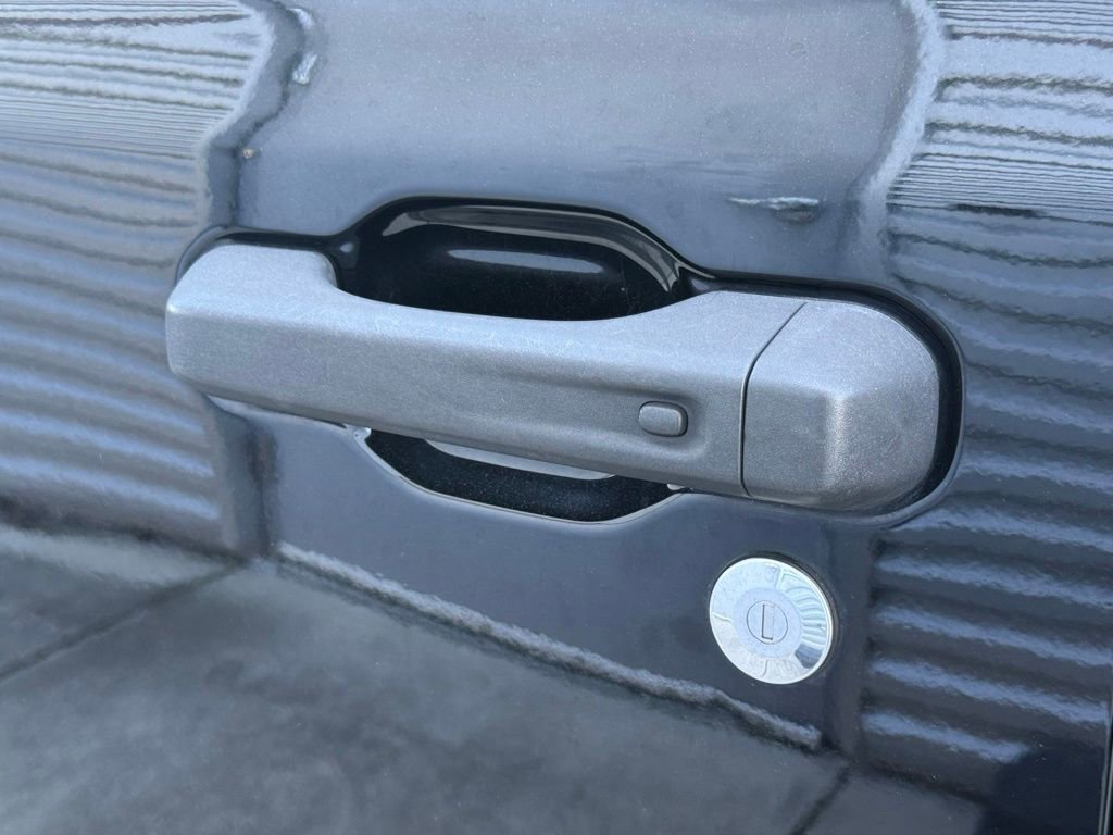 Used 2019 Jeep Wrangler Unlimited Sahara w/ Quick Order Package 24M Moab image 45