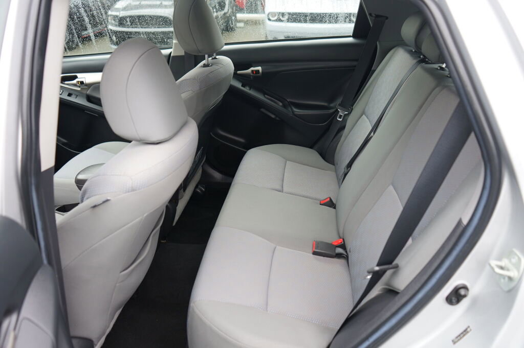 Used 2009 Toyota Matrix S AWD/4WD image 11